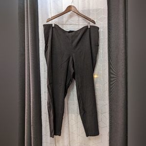 Dalia Plus stretchy skinny dress pants